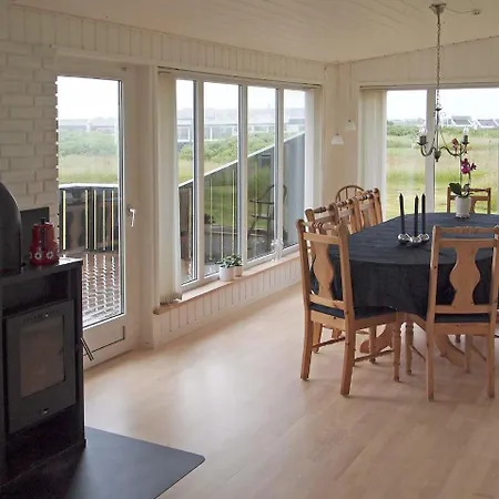 Casa vacanze Three-bedroom Holiday In 2